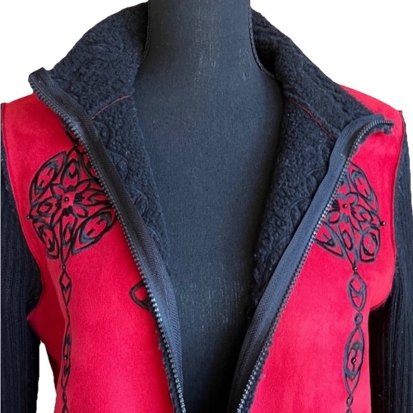 Vintage Coldwater Creek Faux Red Suede Black Bead Embroidered Knit Sleeve Jacket - Picture 3 of 7
